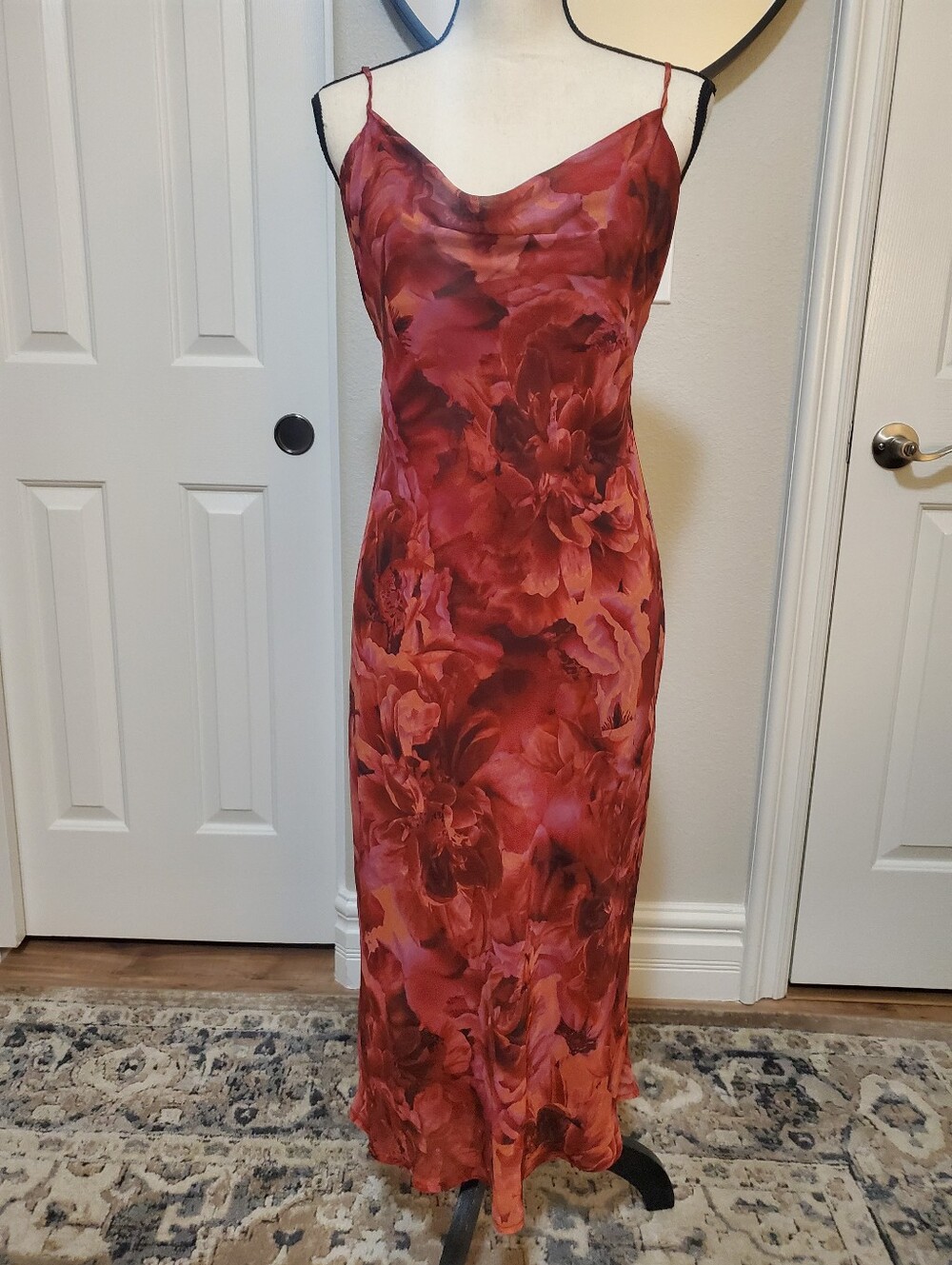 Windsor Spaghetti Strap Cowl Neck Dresz Size MEDIUM